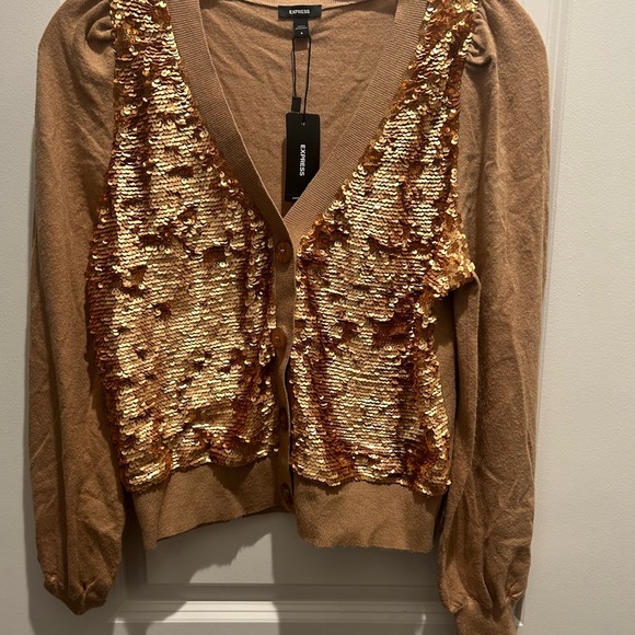 NEW Swetear Goldish/Brown with Sequins on front Size Small Express - Picture 2 of 10